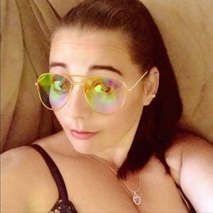 Meet your Posher, Joanne